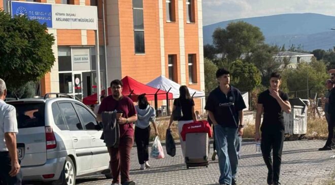 Tavşanlı’da üniversite heyecanı başladı