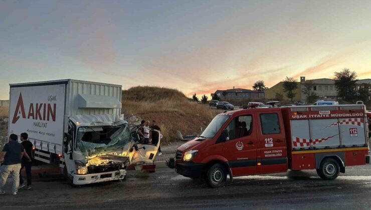 Uşak’ta itfaiye aracı ile kamyon çarpıştı: 1 ölü, 2 yaralı