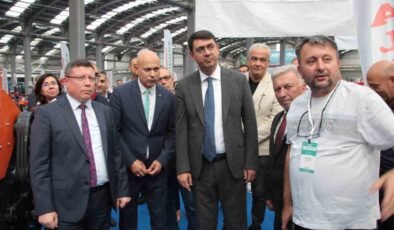 Uşak’ta Tarım, Hayvancılık ve Teknolojileri Fuarı kapılarını açtı