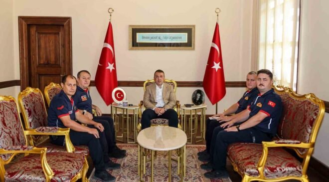 Vali Sözer, itfaiye personeliyle bir araya geldi