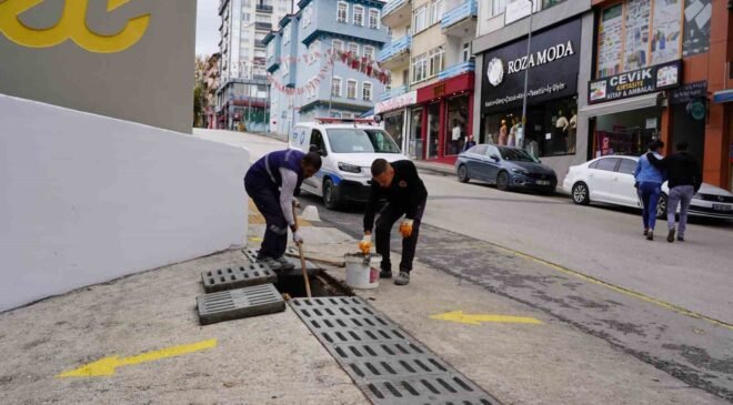 Yağışlar öncesinde mazgallarda temizlik çalışması yapıldı