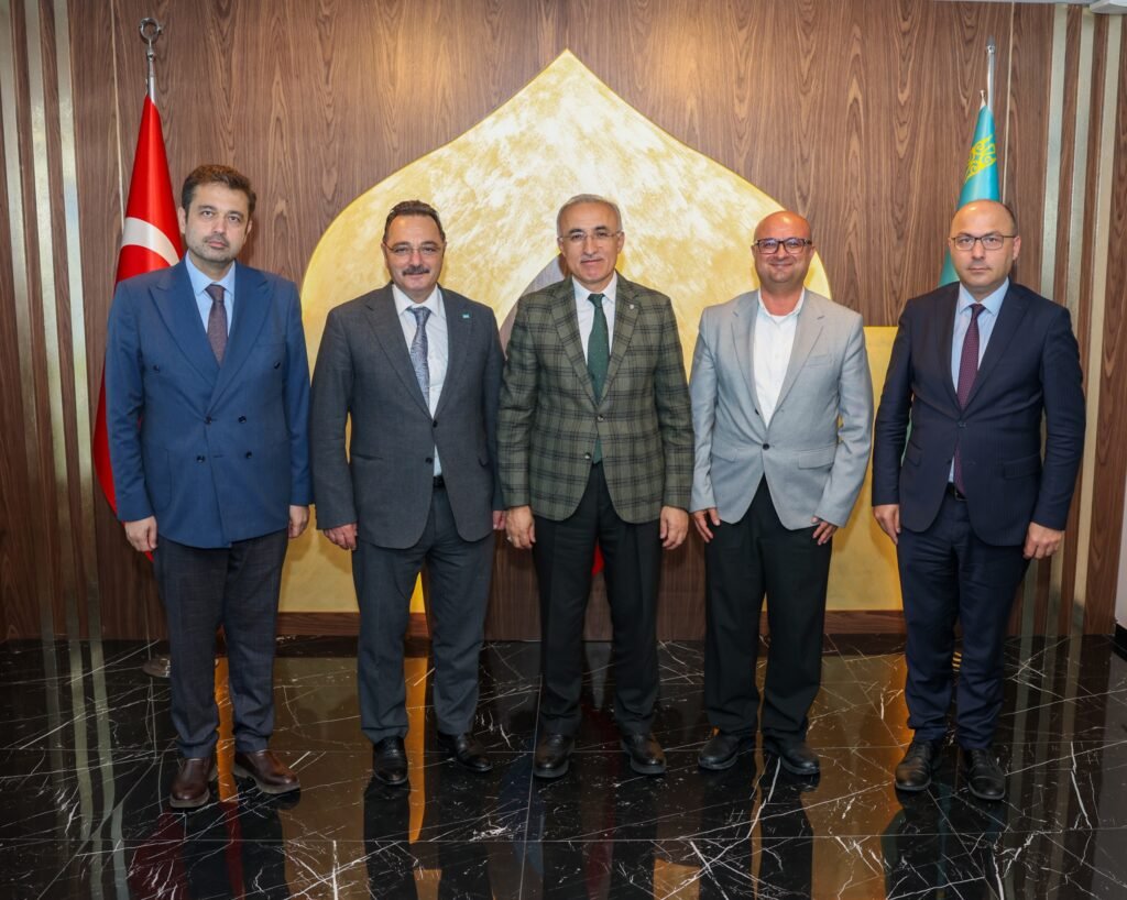 TİMBİR’den Hoca Ahmet Yesevi Üniversitesi Mütevelli Heyet Başkanı Prof. Dr. Karaman’a ziyaret
