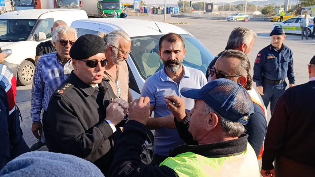 TIR şoförlerinden Kapıkule'de vize ve sınır isyanı: "Biz turist değiliz"
