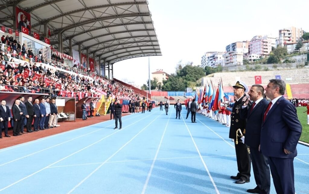 Zonguldak'ta Cumhuriyetimizin 103. Yılı büyük bir coşkuyla kutlandı
