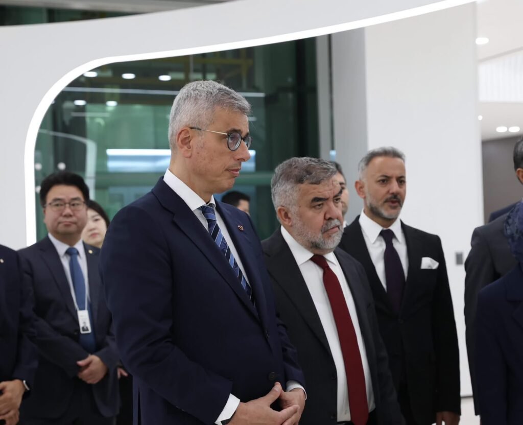 Bakan Memişoğlu, Güney Kore’de sağlık teknolojilerini inceledi