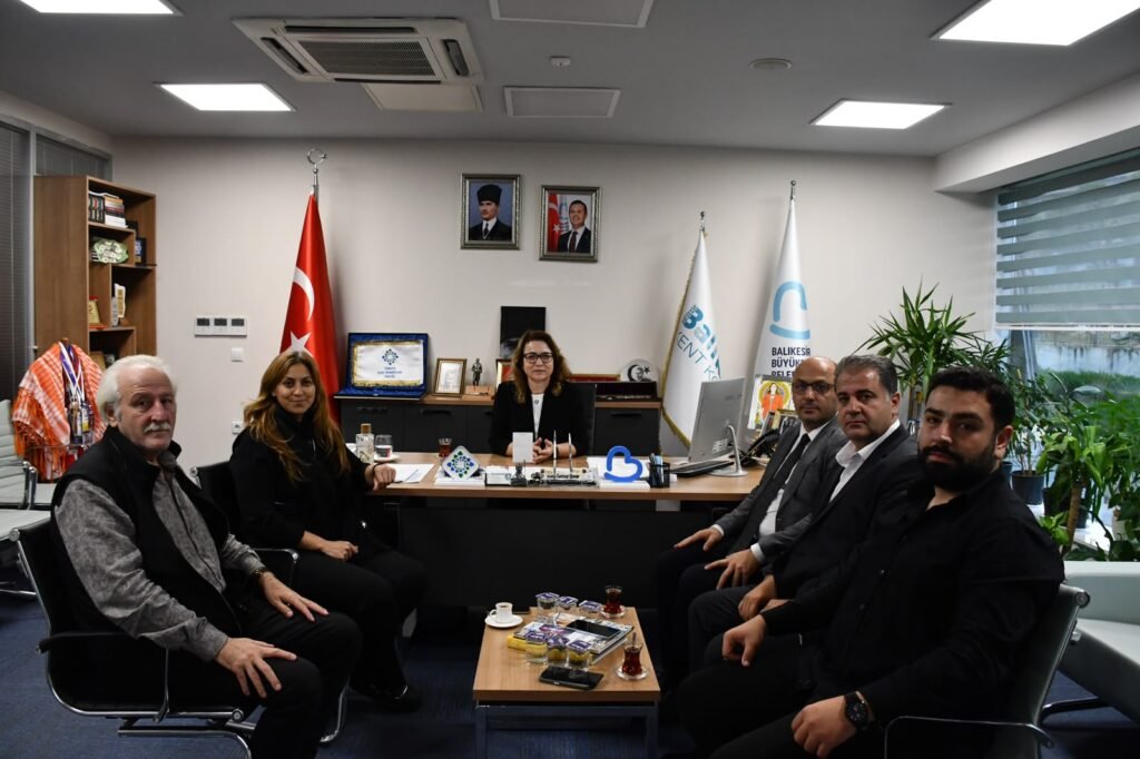 TİMBİR heyetinden Türkiye Kent Konseyleri Birliği Başkanı Özden’e ziyaret