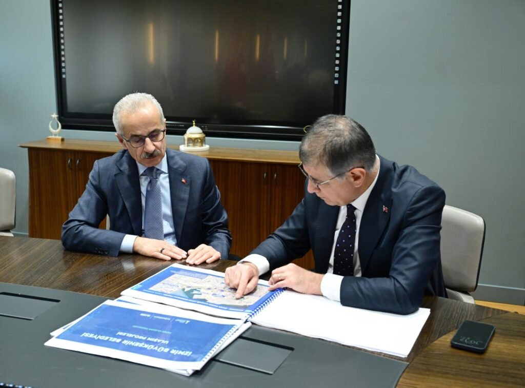 Bakan Uraloğlu: İzmir’in 2. çevre yolu projesini bitirdik