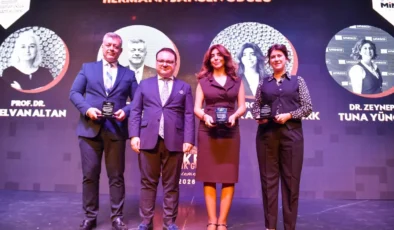 Ankara Kent Konseyi Başkan Vekili Savaş Zafer Şahin'e Jansen Ödülü