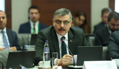 Bakan Mustafa Çiftçi, Brüksel’den seslendi: Terör örgütleri arasında herhangi bir ayrım yapılmamalı