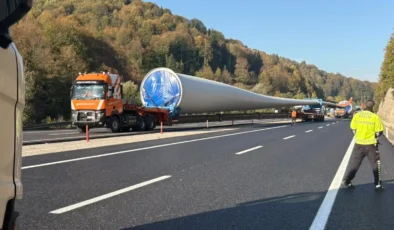 Bursa–Eskişehir yolunda 13 tırlık konvoy nedeniyle trafik durdu