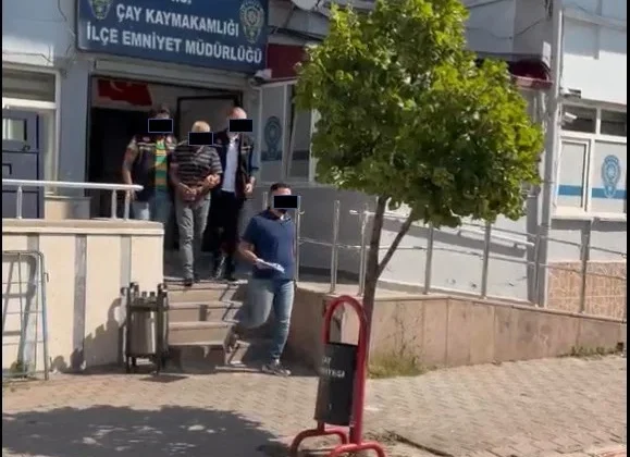 Afyonkarahisar'da 15 yıl hapis cezası bulunan firari yakalandı