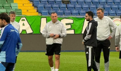 Çaykur Rizespor Teknik Direktörü Uçar: Derbinin ne anlam ifade ettiğini biliyorum