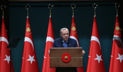 Cumhurbaşkanı Erdoğan: "Türkiye, kendisine operasyon çekilmesine müsaade etmez"