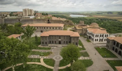 Diyarbakır İçkale’de binlerce yıllık tarih gün yüzüne çıkıyor
