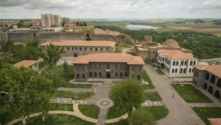 Diyarbakır İçkale’de binlerce yıllık tarih gün yüzüne çıkıyor
