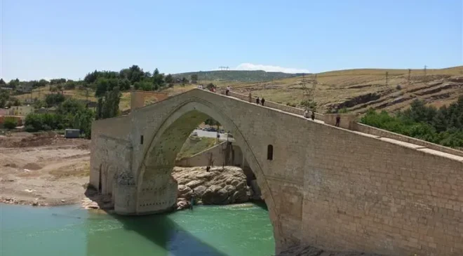 Diyarbakır'ın asırlık mirası: Malabadi Köprüsü