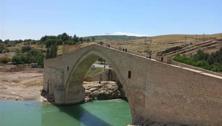 Diyarbakır'ın asırlık mirası: Malabadi Köprüsü