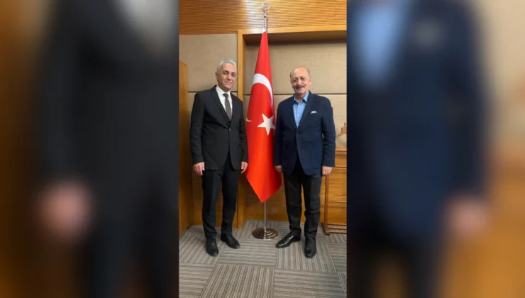 HEKİMSEN Genel Başkanı Uzm. Dr. Adil Kurban’dan Prof. Dr. Vedat Bilgin’e taziye ziyareti