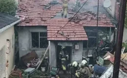 İstanbul'da gecekondu yangını: 12 yaşındaki çocuk kurtarılamadı
