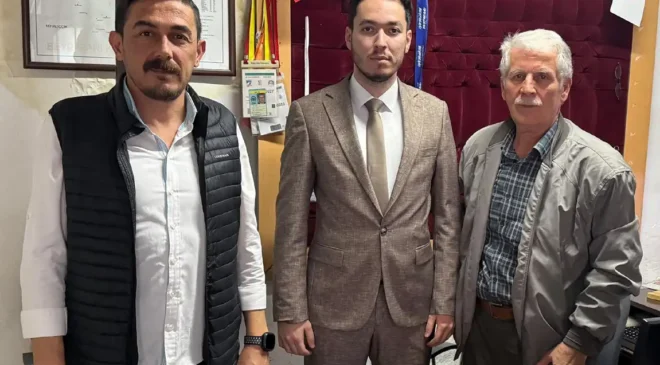 İYİ Parti Beypazarı İlçe Başkanı Turan’dan gazeteci Yaşar Tonbak’a ziyaret