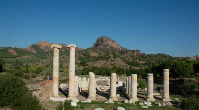 Lidya Krallığı’nın başkenti Sardes, tarihe ışık tutuyor
