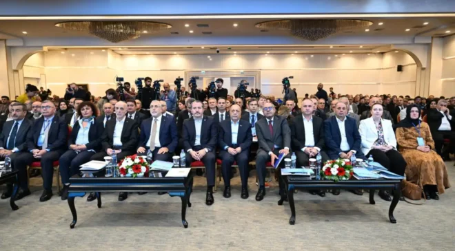 Özçelik-iş Genel Başkanı Değirmenci: “İşçinin de kazandığı bir dönüşüm istiyoruz”