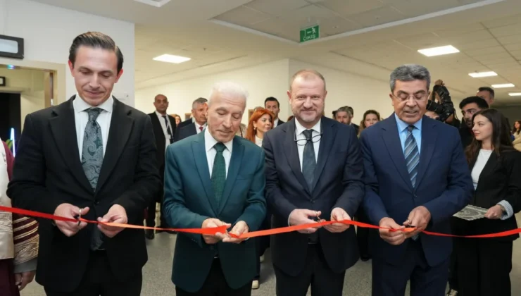 RTÜK Başkanı Daniş, Ankara Hacı Bayram Veli Üniversitesi İletişim Fakültesinin akademik yıl açılışında öğrencilere seslendi