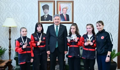 "Şampiyonlarımız büyük bir gurur kaynağı oldu"