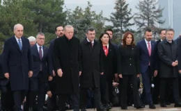 Sunay Karamık, Cumhurbaşkanı Erdoğan ile birlikte Anıtkabir’i ziyaret etti